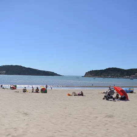 Holiday home Laranjeira - House With Private Garden And Pool