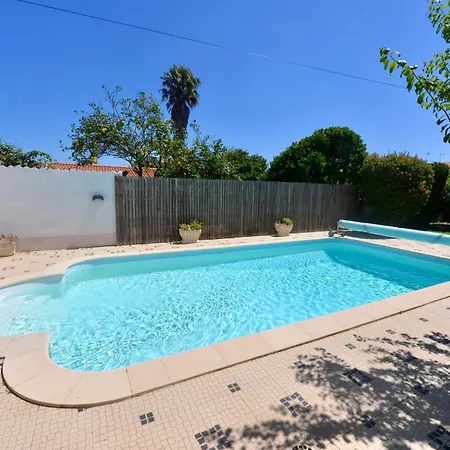 Laranjeira - House With Private Garden And Pool Holiday home Alfeizerao